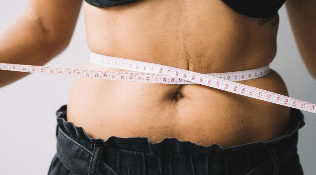 Déficit calorique pour perdre 1 kg : en combien de temps peut-on atteindre cet objectif ?