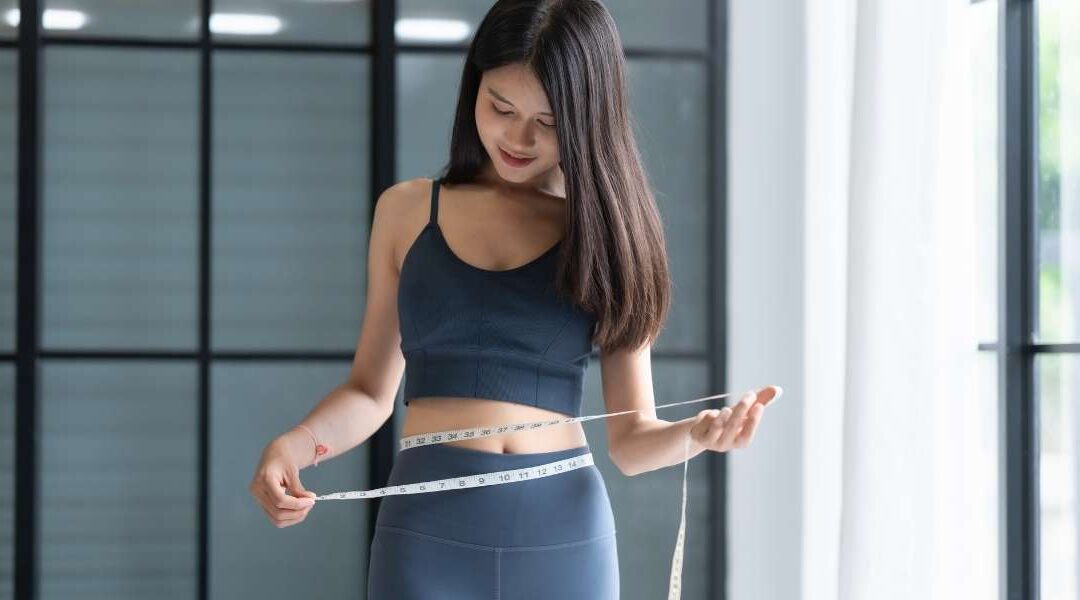 Déficit calorique pour perdre 1 kg : pourquoi certaines personnes n’y arrivent pas malgré leurs efforts ?